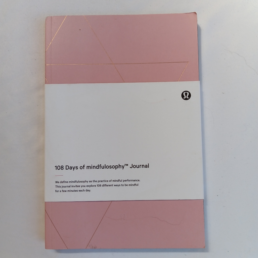 Lululemon Misty Pink 108 Days Of Mindfulosophy Journal Unused Pre-owned